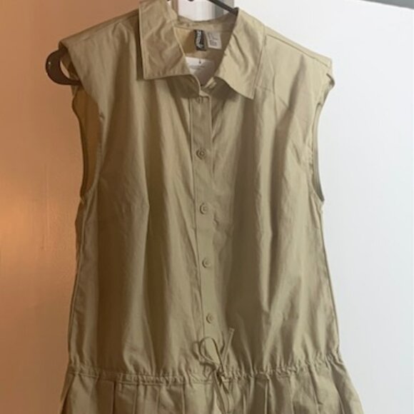 Robe plissée courte - Picture 1 of 5